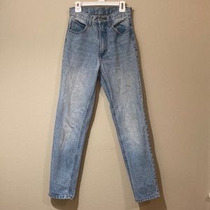 J. Galt (Brandy Melville) Women’s Mom Jeans
